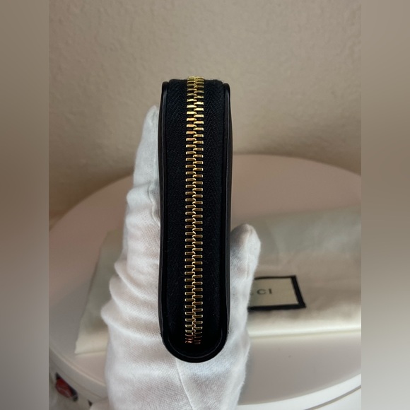 Gucci EUC Bamboo Pearl Zip Around Wallet in Matte Black Calfskin - Picture 5 of 12